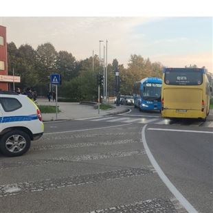 Viabilità al polo scolastico: perfettibile ma funziona, basta volerlo