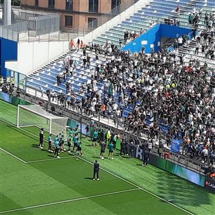 Il Cagliari fa festa davanti ad un Sassuolo senza grinta, neroverdi verso la Serie B