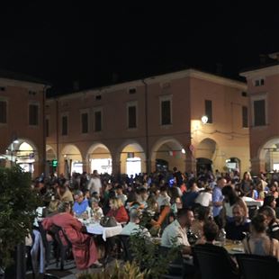 Giovedì Sotto le Stelle: stasera in piazza Martiri Partigiani la Notte Tarantata